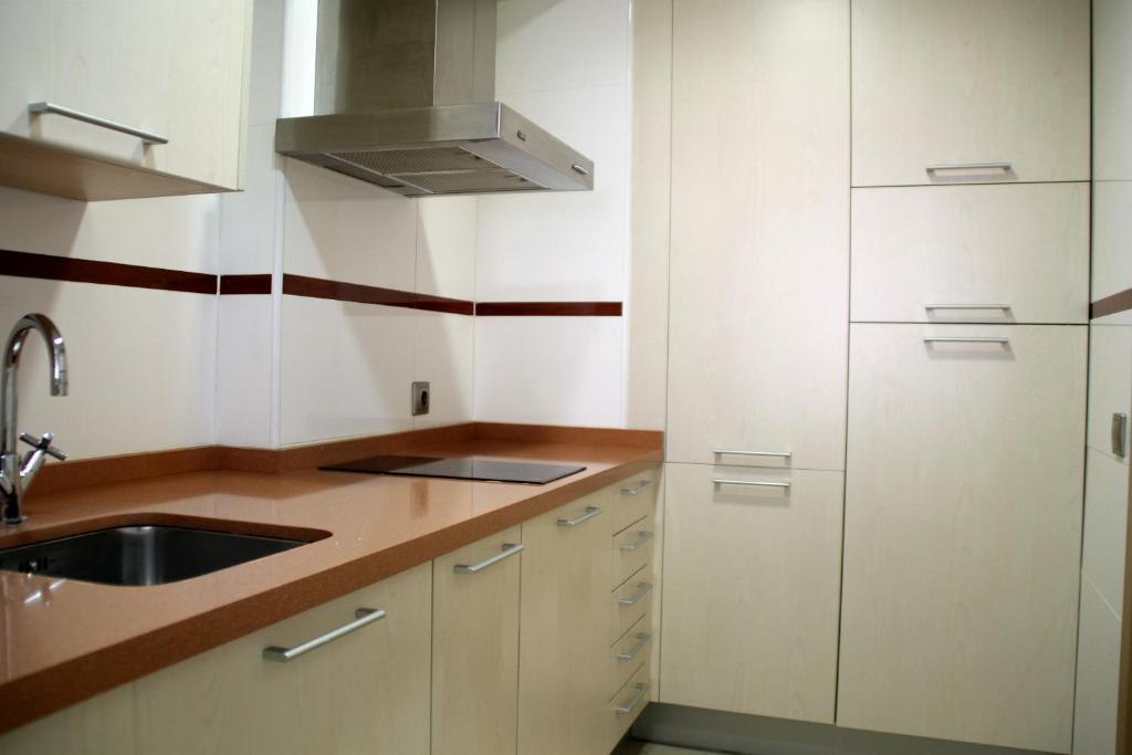 Apartahotel Ribera 아로요데라엔코미엔다 객실 사진